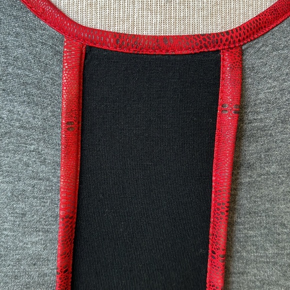 NWT Patrizia Luca shaped jersey knit tunic length handkerchief hem top - Picture 4 of 10